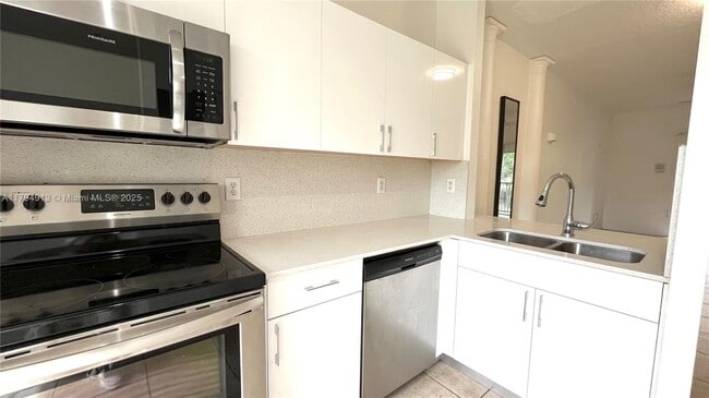 Photo - 5600 NW 114th Pl Unit 207