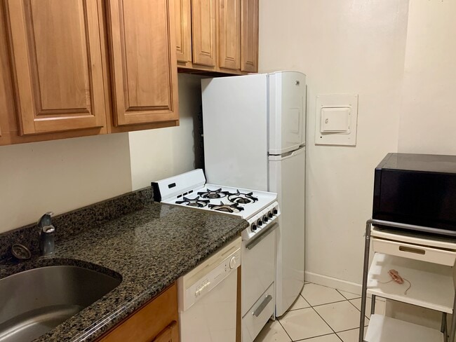 Photo - 10 Huron Ave Unit 5R