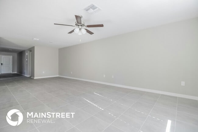 Photo - 127 Tulip Ln