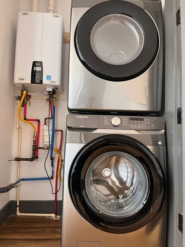 Photo - 324 Arlington Ave Unit 206