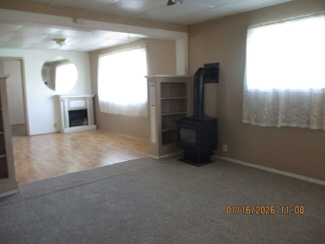 Photo - 2215 Simpson Ave