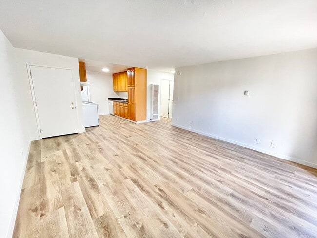 Photo - 152 (759 Central) Unit 02