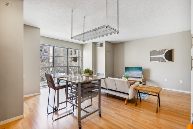 Photo - 616 Washington Ave S Unit SI ID1014633P