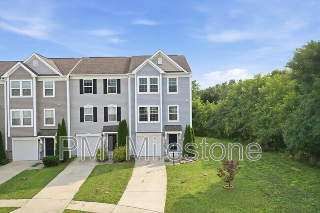 Photo - 100 Bertelli Ct
