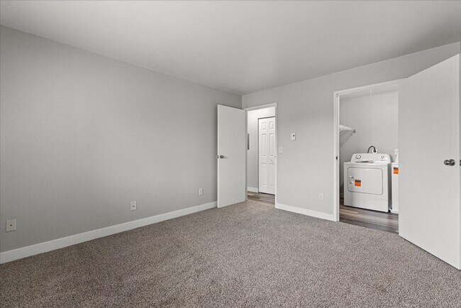 Photo - 591 W Arndt St Unit 233