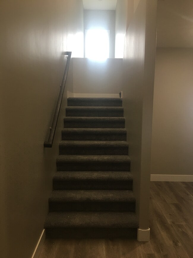 Entrada - 10668 N 36th E