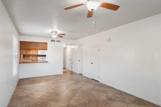 Photo - 115 Rhonda Dr