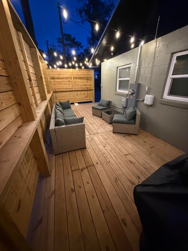 Photo - 742 Parklawn Ct