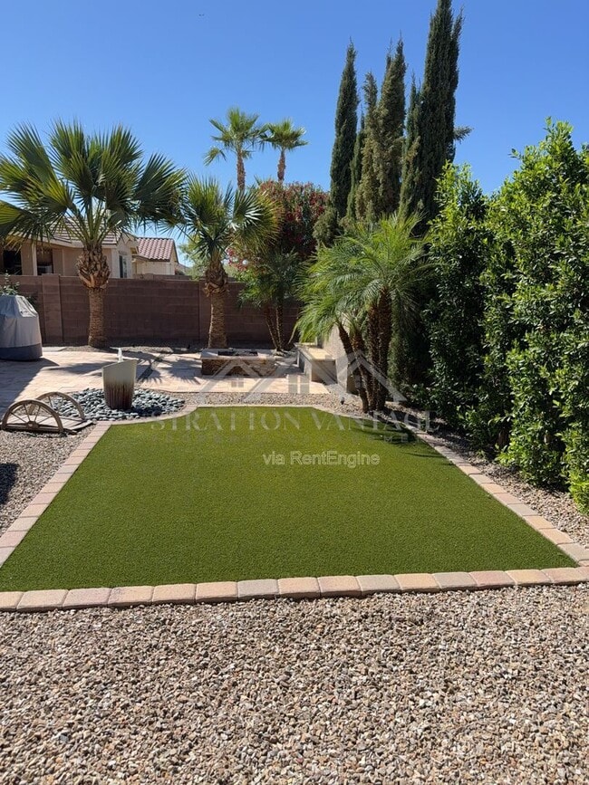 Photo - 212 E Prescott Dr