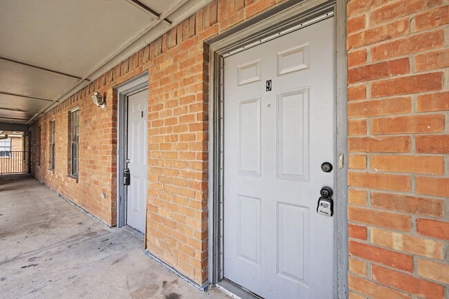 Photo - Green Square Apts