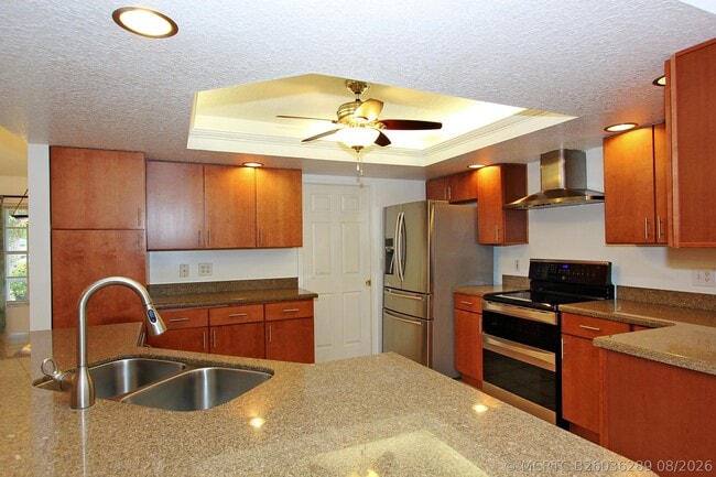 Building Photo - 16655 113th Trail N