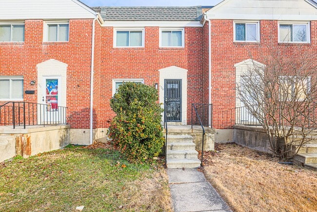 Photo - RENOVATED PARKVILLE TOWNHOME 3BR 1.5BA
