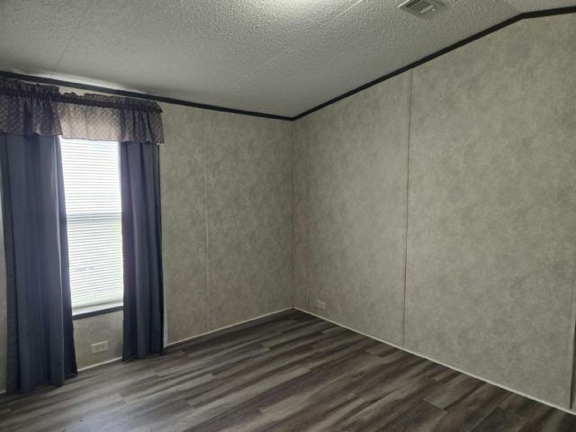 Photo - 76 Stebbins Dr