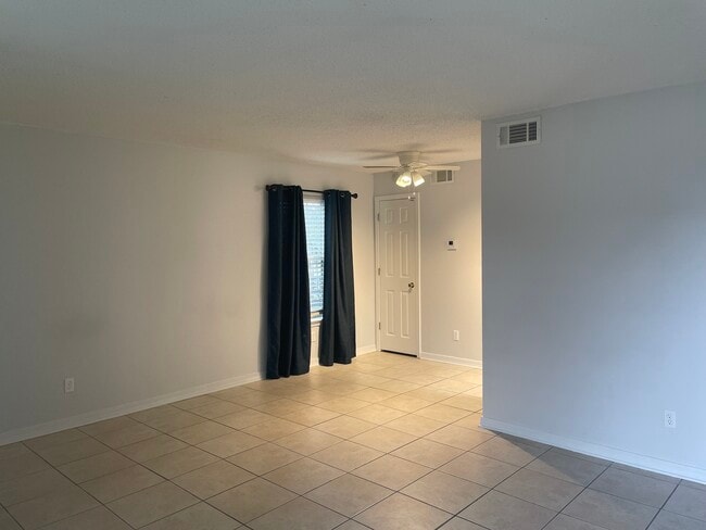 Photo - 1550 E 2nd St Unit P85