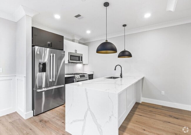 Building Photo - 300 Somerville Ave Unit 300B Rental