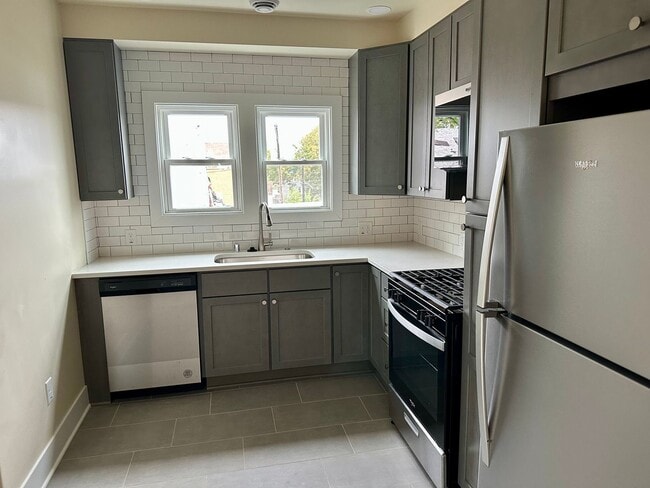 Building Photo - 901-903 E Center St Unit 903-A E Center St  (Upper rear) Rental