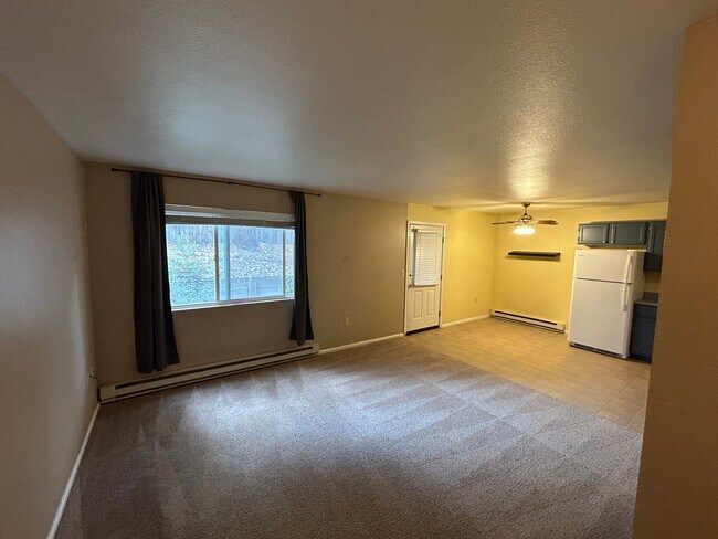 Photo - 1355 Cherry St Unit B