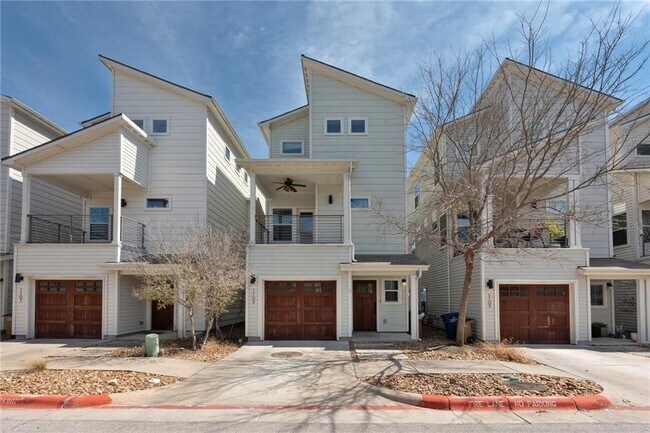Building Photo - 1105 Euphoria Bend Unit 35 Rental