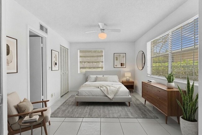Photo - Beautiful 2 bedroom 2 bath in Delray - Desired 55+ community