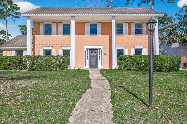 Building Photo - 6210 Rippling Hollow Dr