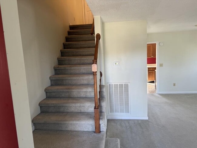 Photo - 706 S Cherokee St