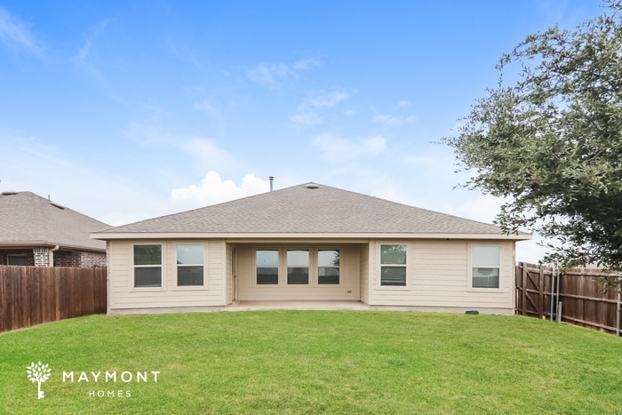 Photo - 803 Silverbell St