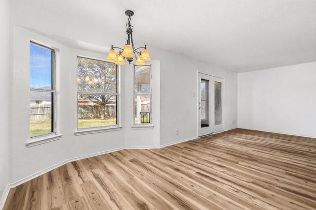 Photo - Move-In Ready 4/2 with No Carpet, Washer & Dryer Included – Prime Killeen Location Near Fort Hood!