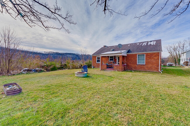 Photo - 128 Murrayhill Ave