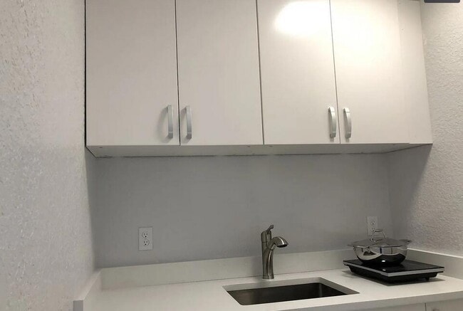 Photo - 3532 N Dixie Hwy