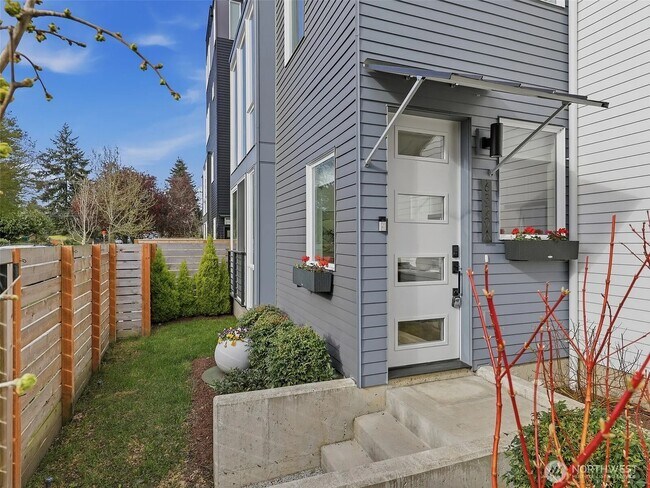 Building Photo - 6320A 41st Ave SW