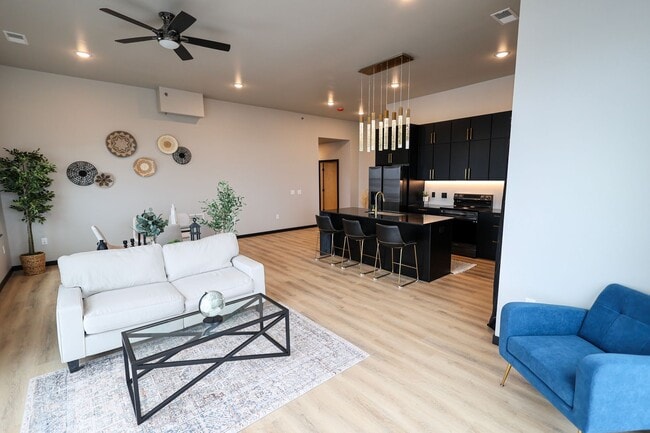 Photo - Azure - 3340 Craig Road