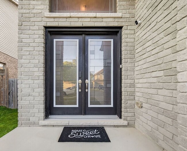 Photo - 2649 Bateman Trl