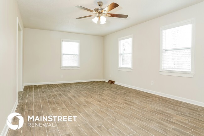 Photo - 160 Oak Forest Dr