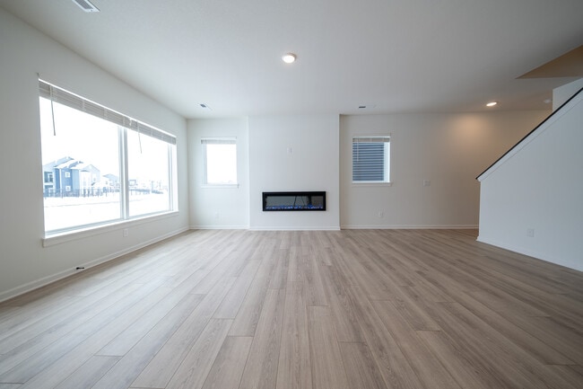 Photo - 1111 149th St W
