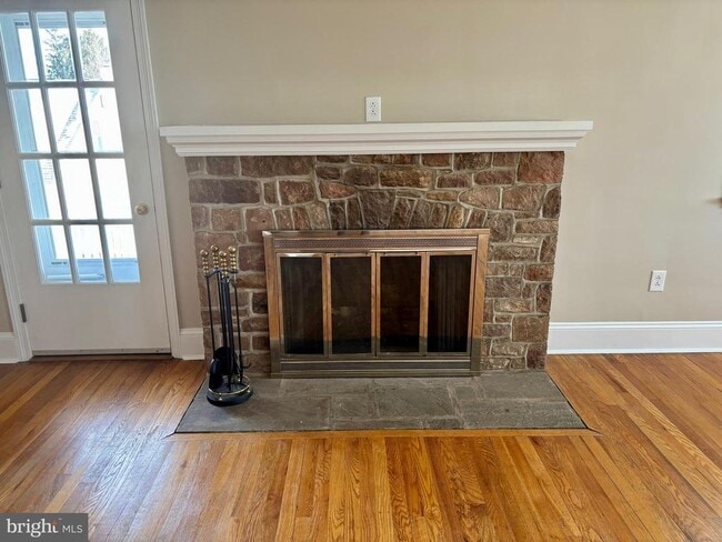 Building Photo - 659 N Main St Unit 3