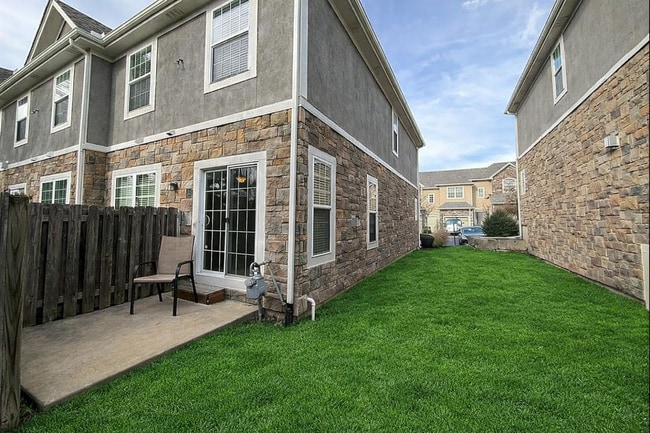Photo - Low Maintenance Townhouse near Bluhawk in Blue Valley Schools