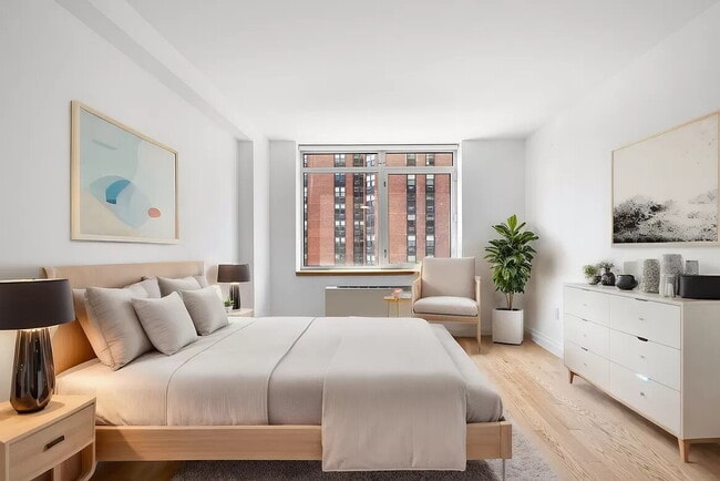 Photo - Open-Concept Living in a Prime Location
