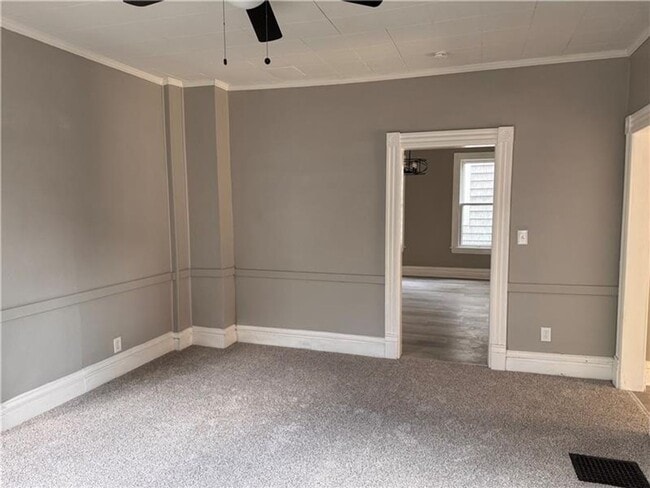 Photo - 809 Linden St