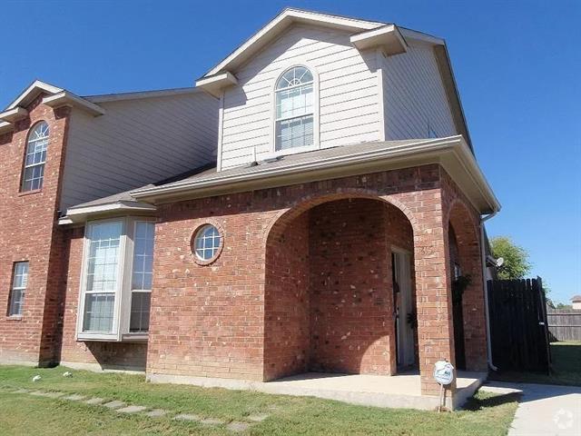 Building Photo - 815 Valleybrooke Dr Rental