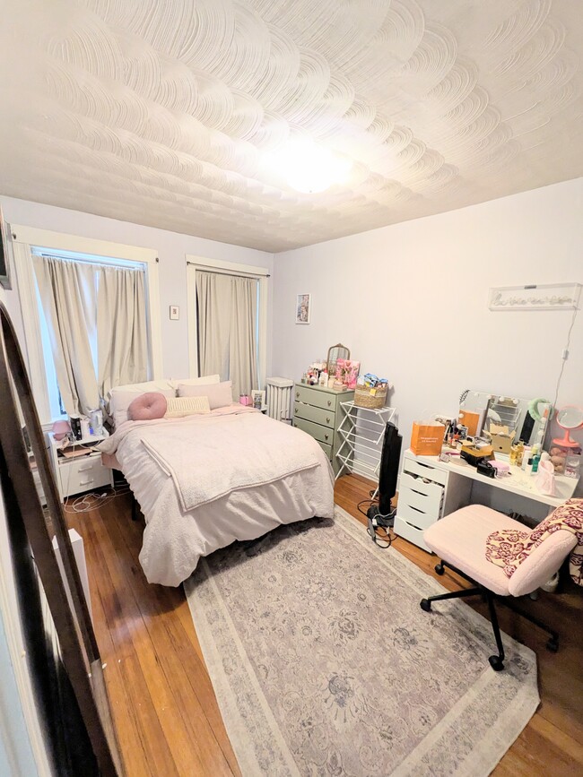 Photo - 30 Claflin Rd Unit 2