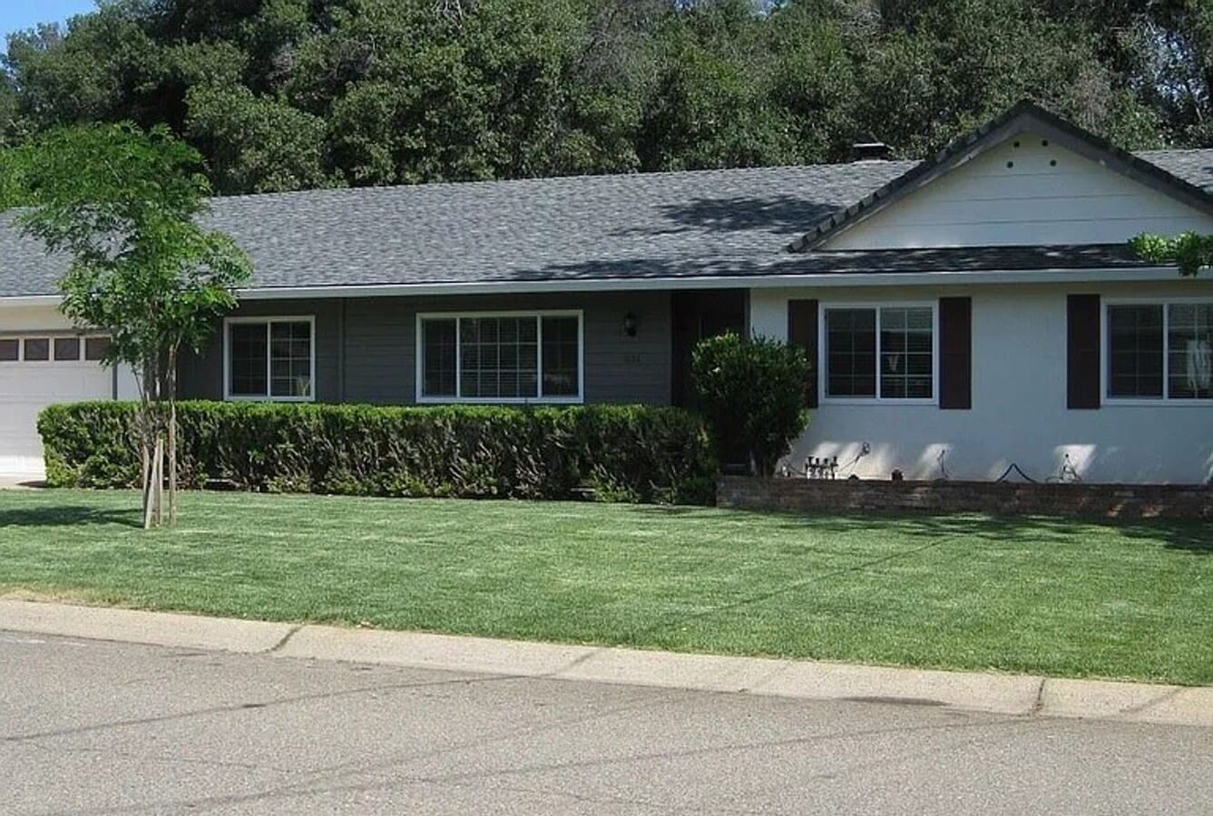 Large Home in Enterprise Area - Large Home in Enterprise Area