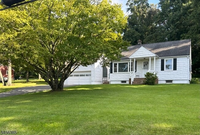 Photo - 318 Palmer Rd