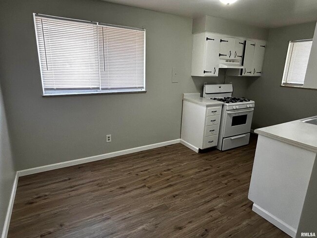 Photo - 2613 W Wardcliffe Dr Unit B