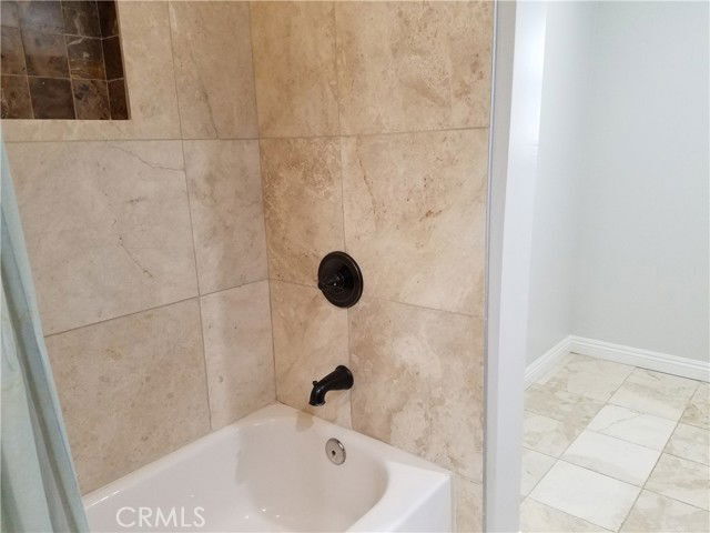 Photo - 424 E Riverview Ave