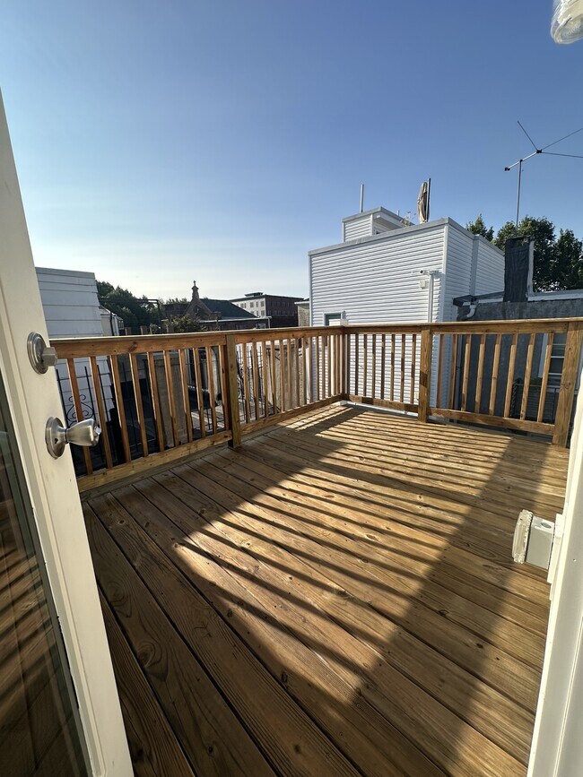 Photo - 1022 Carpenter St