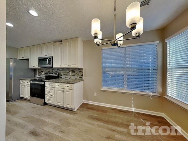 Photo - 2024 Atha Woods Dr