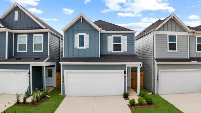 Building Photo - 3538 Lovebird Ln