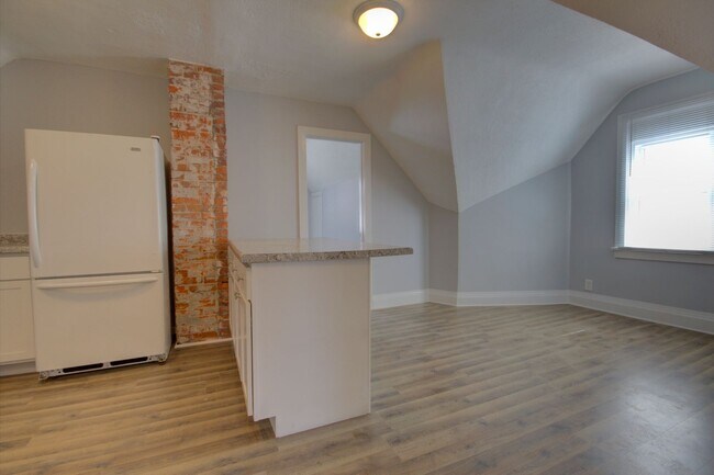 Photo - 1534 15th St Unit upper