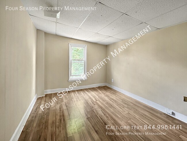 Photo - 306 S Locust St Unit 306