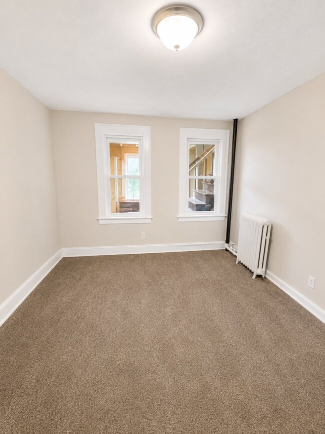 Photo - 14 Nursery St Unit 2